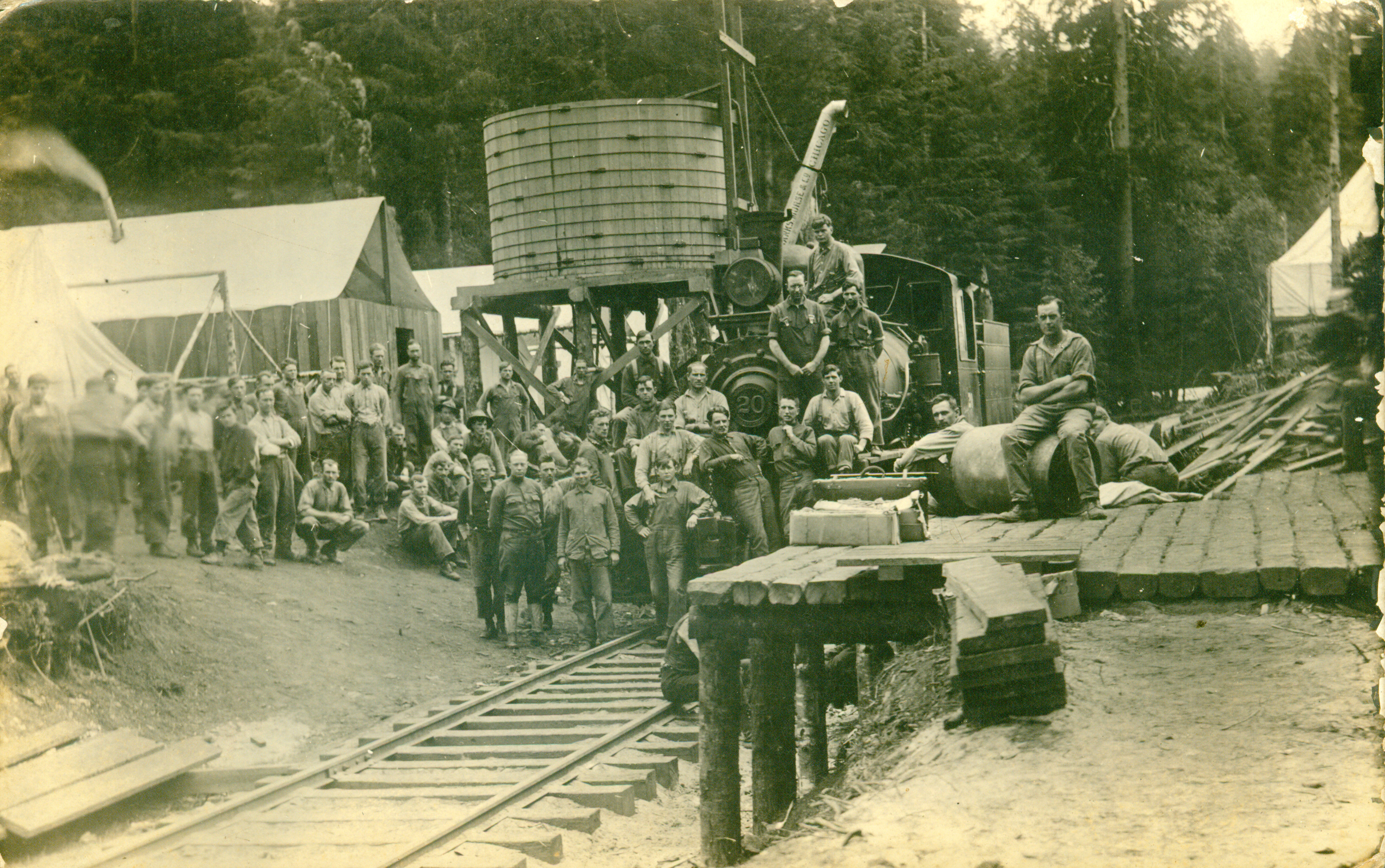 spruce soldiers and locomotive