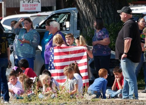 [Children Along Tracks with American Flag]