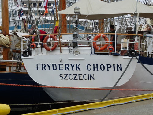 Transom of 'Fryderyk Chopin' 