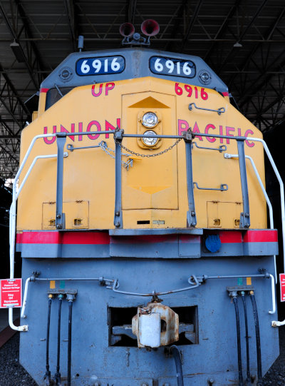 [UP Diesel Locomotive #6916]